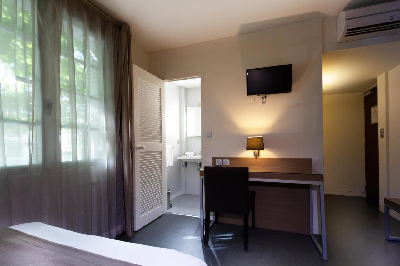 Hotel Restaurant Du Centre Et Du Lauragais カステルノーダリ エクステリア 写真