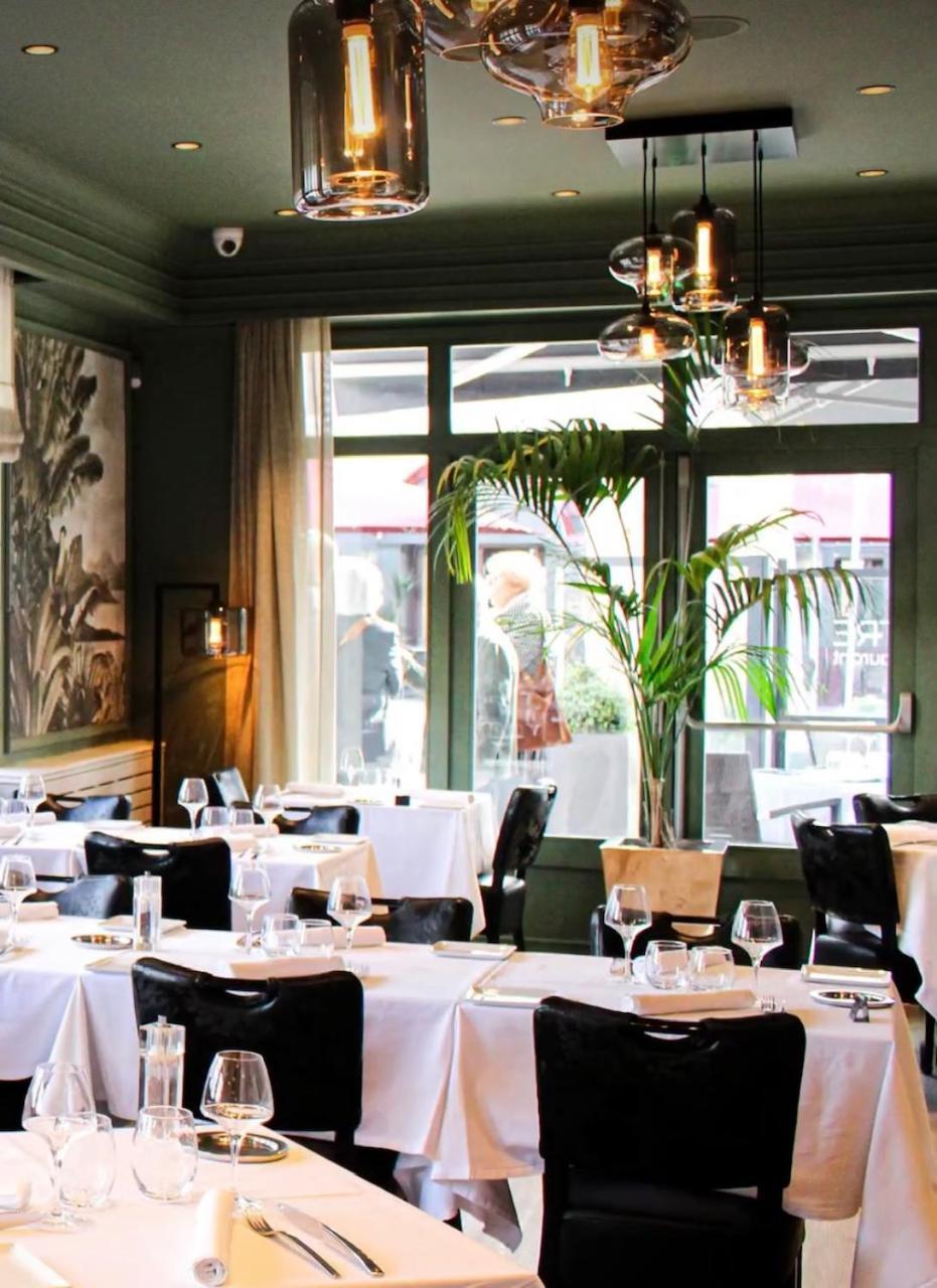 Hotel Restaurant Du Centre Et Du Lauragais カステルノーダリ エクステリア 写真